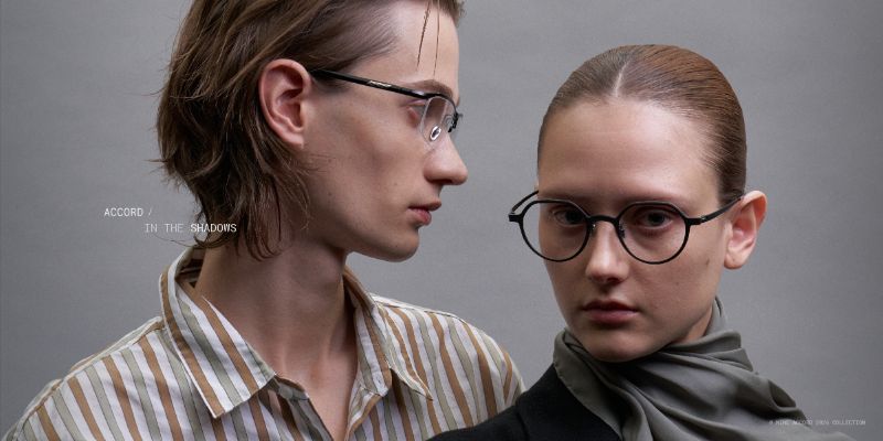 나인어코드 안경